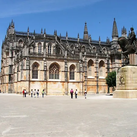 Fatima Nazare 3 Bedroom House 度假居